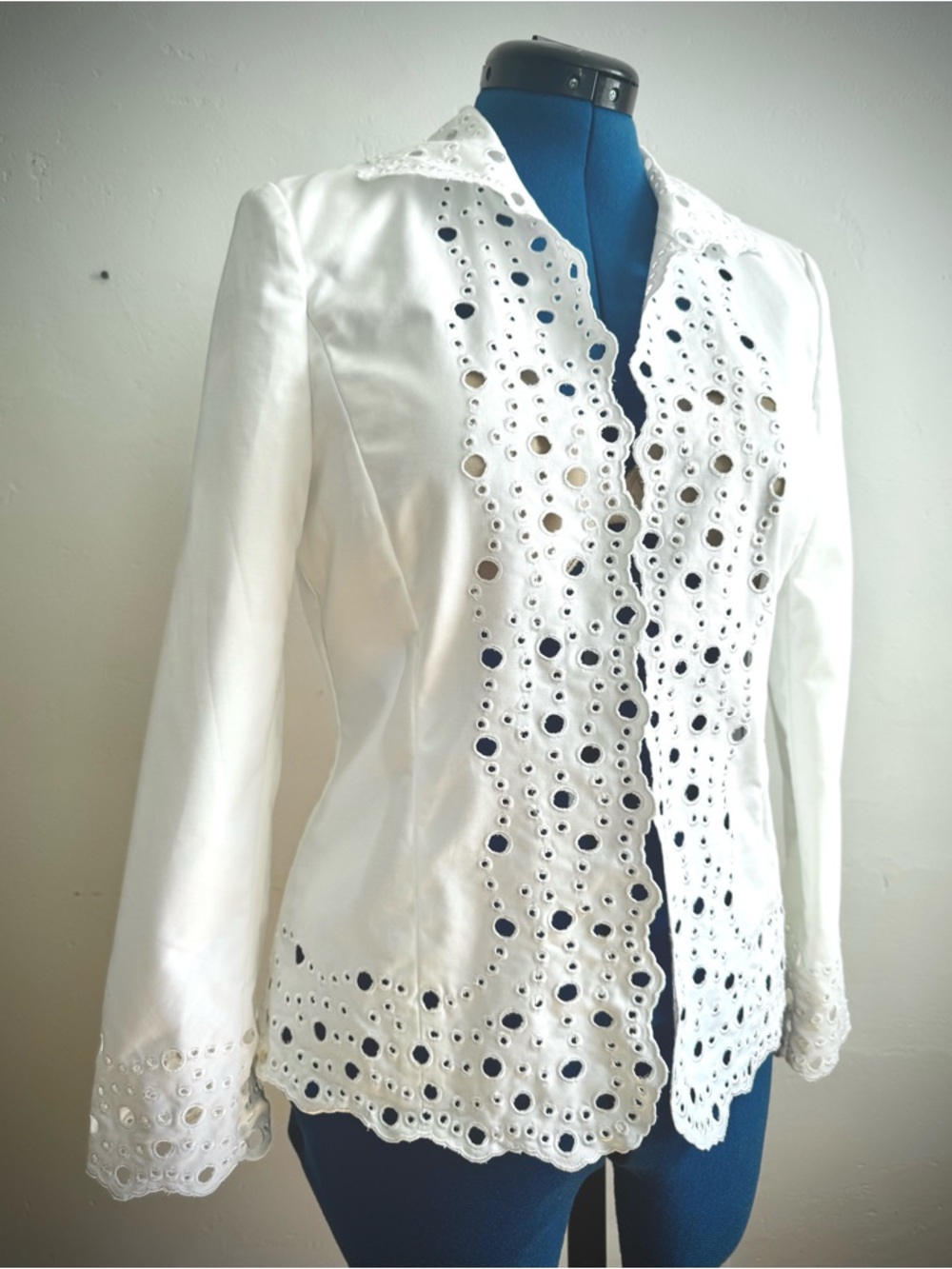 Peck & Peck White Eyelet Lace Blazer